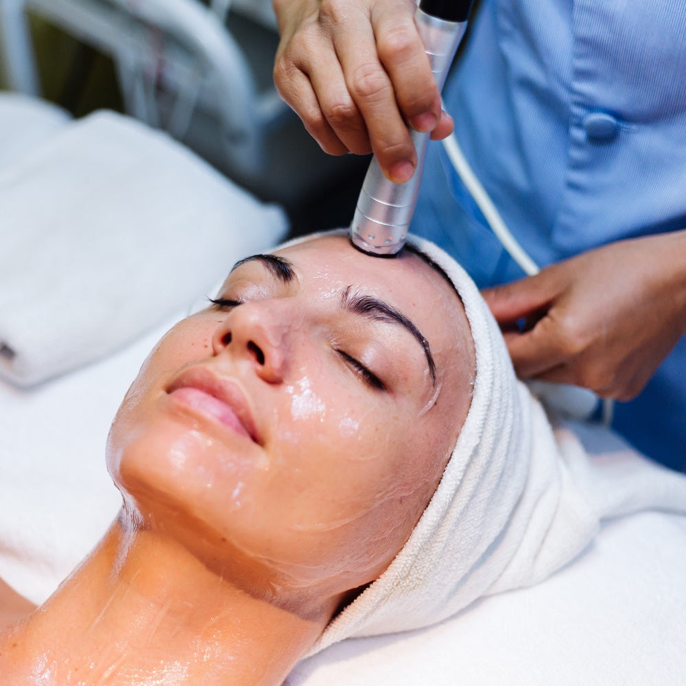 Hydro-Dermabrasion Facial (75 minutes)